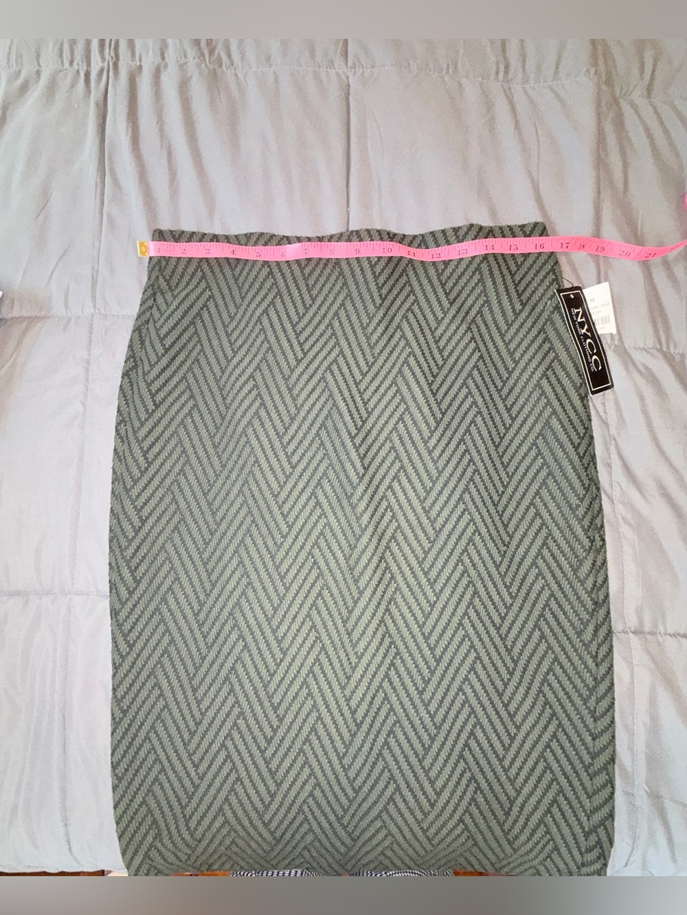 NYCC Olive Green Herringbone Pencil Midi Skirt NWT Size M - Picture 4 of 6